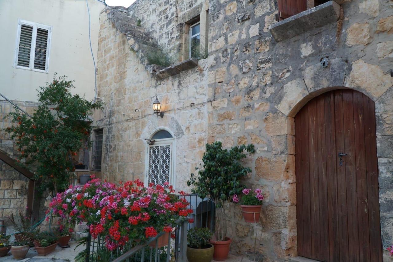 Mi'Ilya Chocolate House Guest House Exteriér fotografie